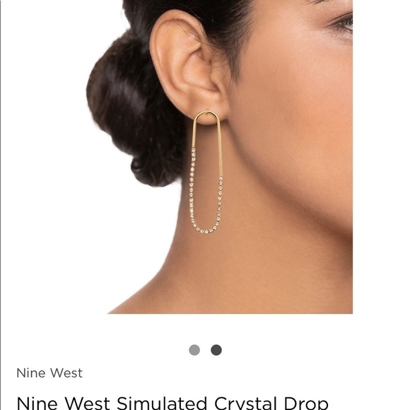 NWT Nine West Linear Earrings- Gold Tone - Picture 2 of 2